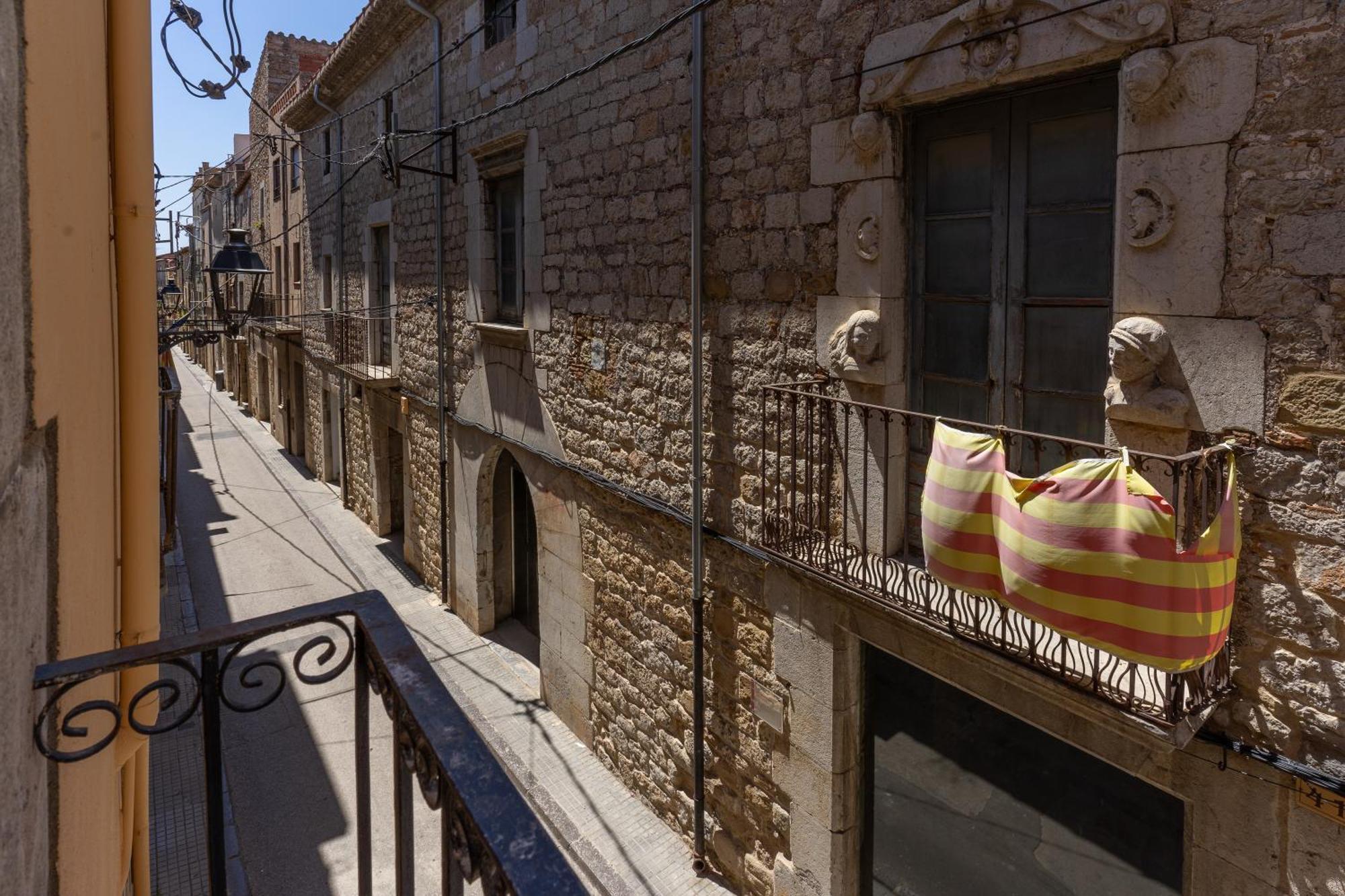Empordanna, Apartamento Con Encanto En El Corazon Del Emporda Torroella De Montgri Luaran gambar