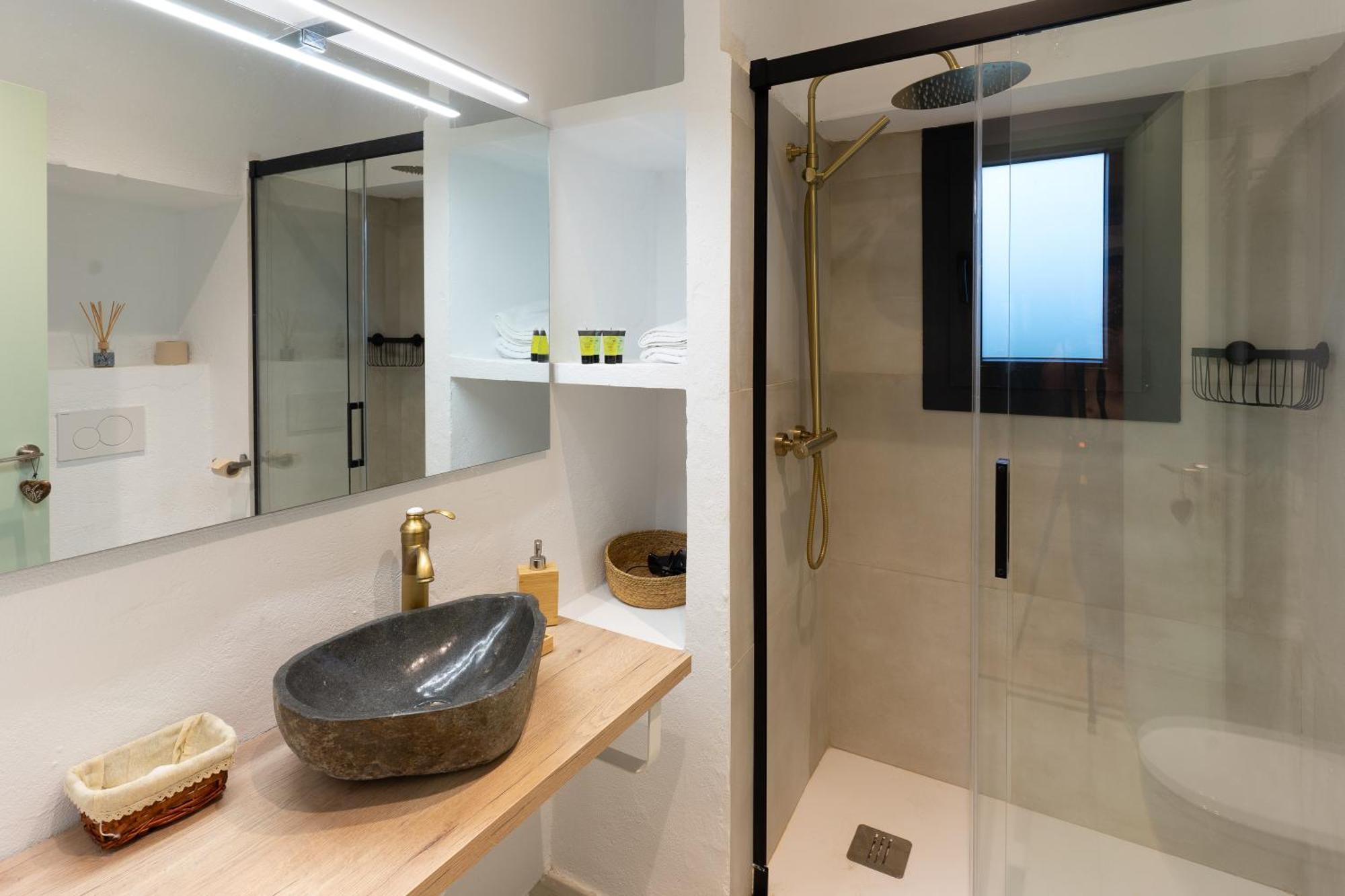 Empordanna, Apartamento Con Encanto En El Corazon Del Emporda Torroella De Montgri Luaran gambar