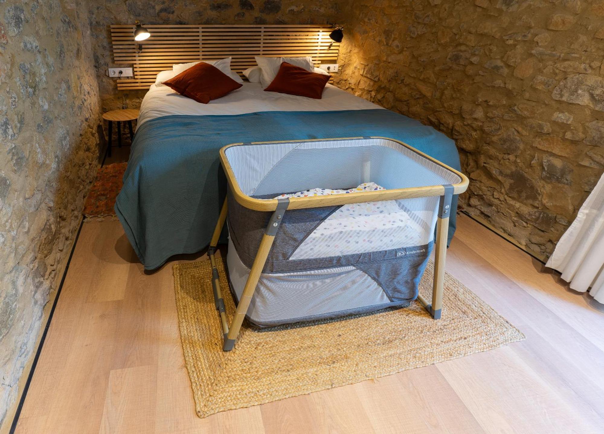 Empordanna, Apartamento Con Encanto En El Corazon Del Emporda Torroella De Montgri Luaran gambar